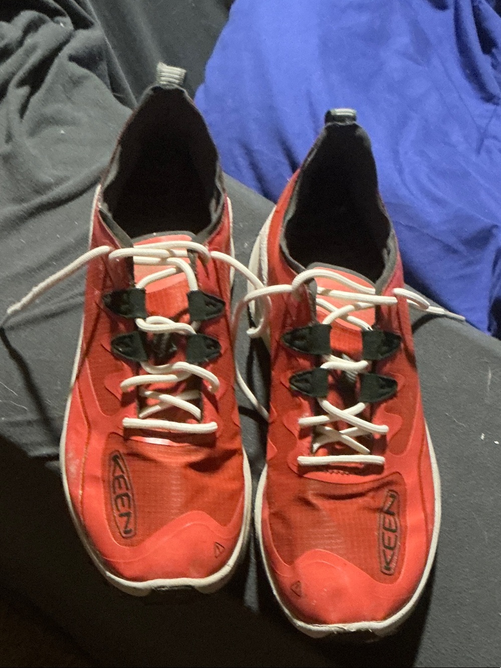Women’s KEEN Zionic Speed Hiking Shoes Trail Runners Orange size 10
